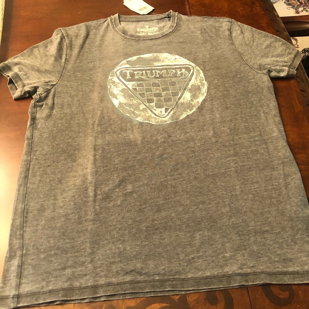 Men’s Lucky T.